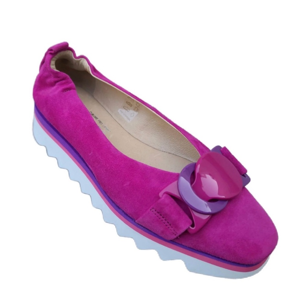 Women's Suede Ballet Flat in Fuchsia with Decorative Buckle